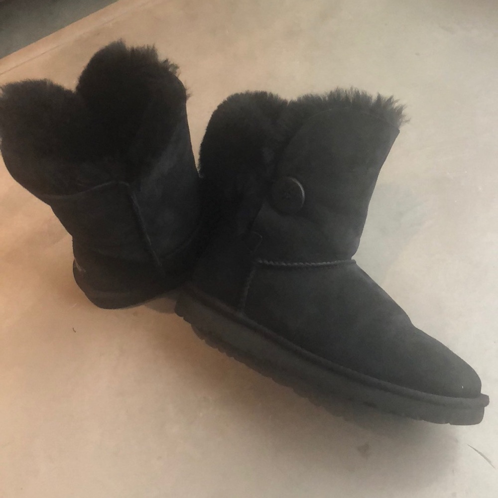 ugg bailey boots black 7